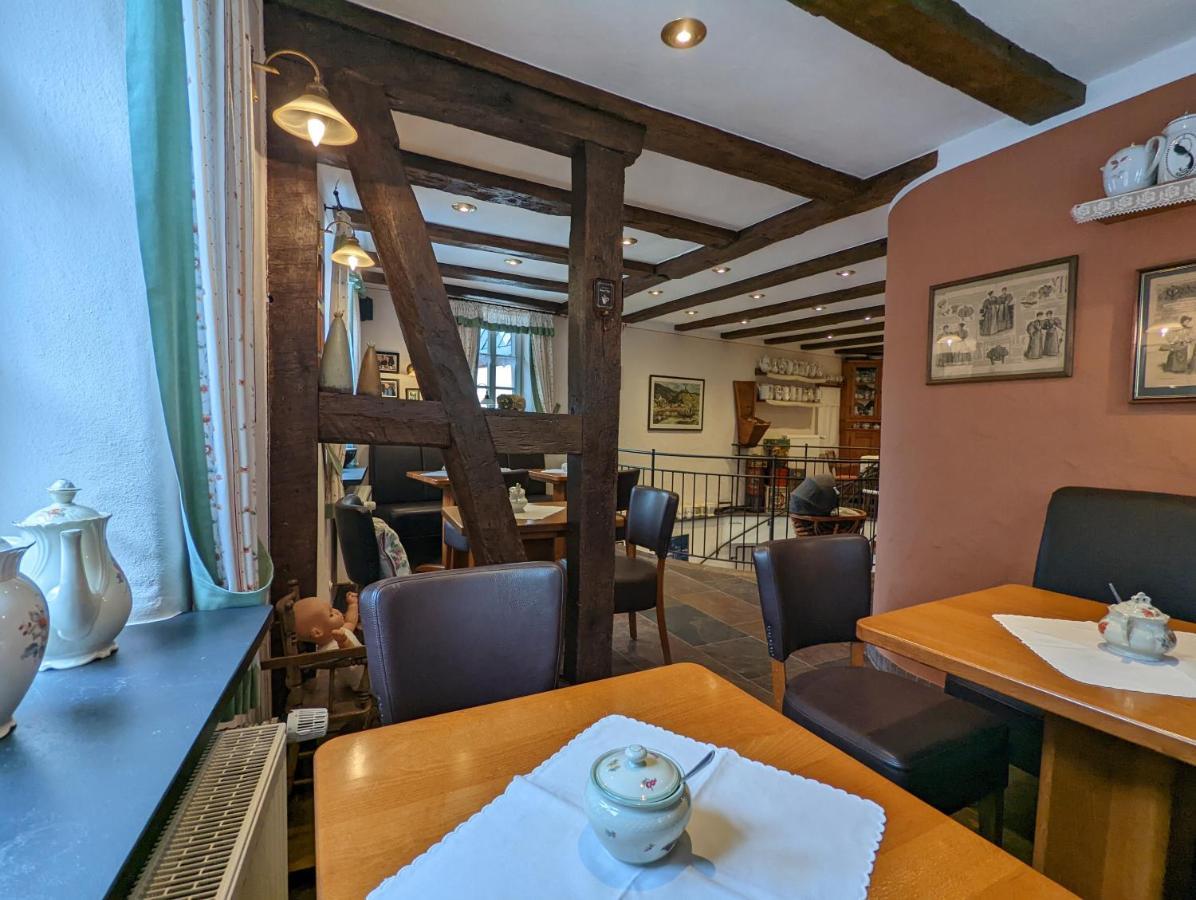 Hotel Klapperburg 바일슈타인 외부 사진