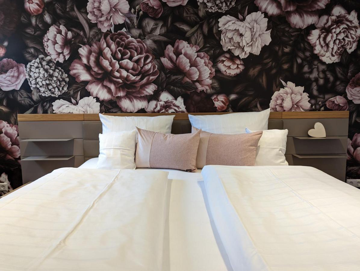 Hotel Klapperburg 바일슈타인 외부 사진