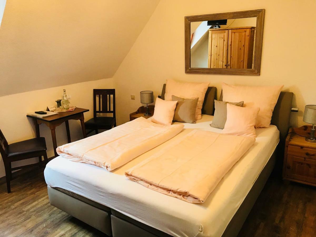 Hotel Klapperburg 바일슈타인 외부 사진